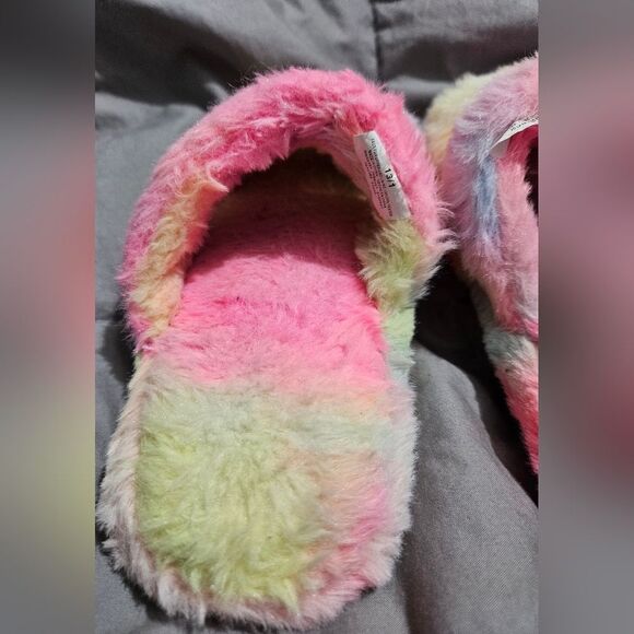 Childerns place Multi-colored two strap slide slippers. 13/1 Girls - Picture 3 of 7